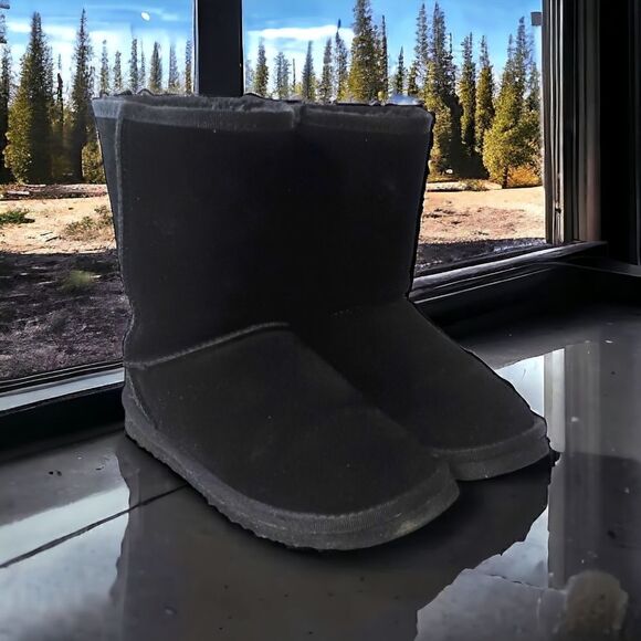 Ugg Classic Short Boot US Sz 7 Black Suede Wool Sheepskin Y2K Bootie Womens - Picture 15 of 16